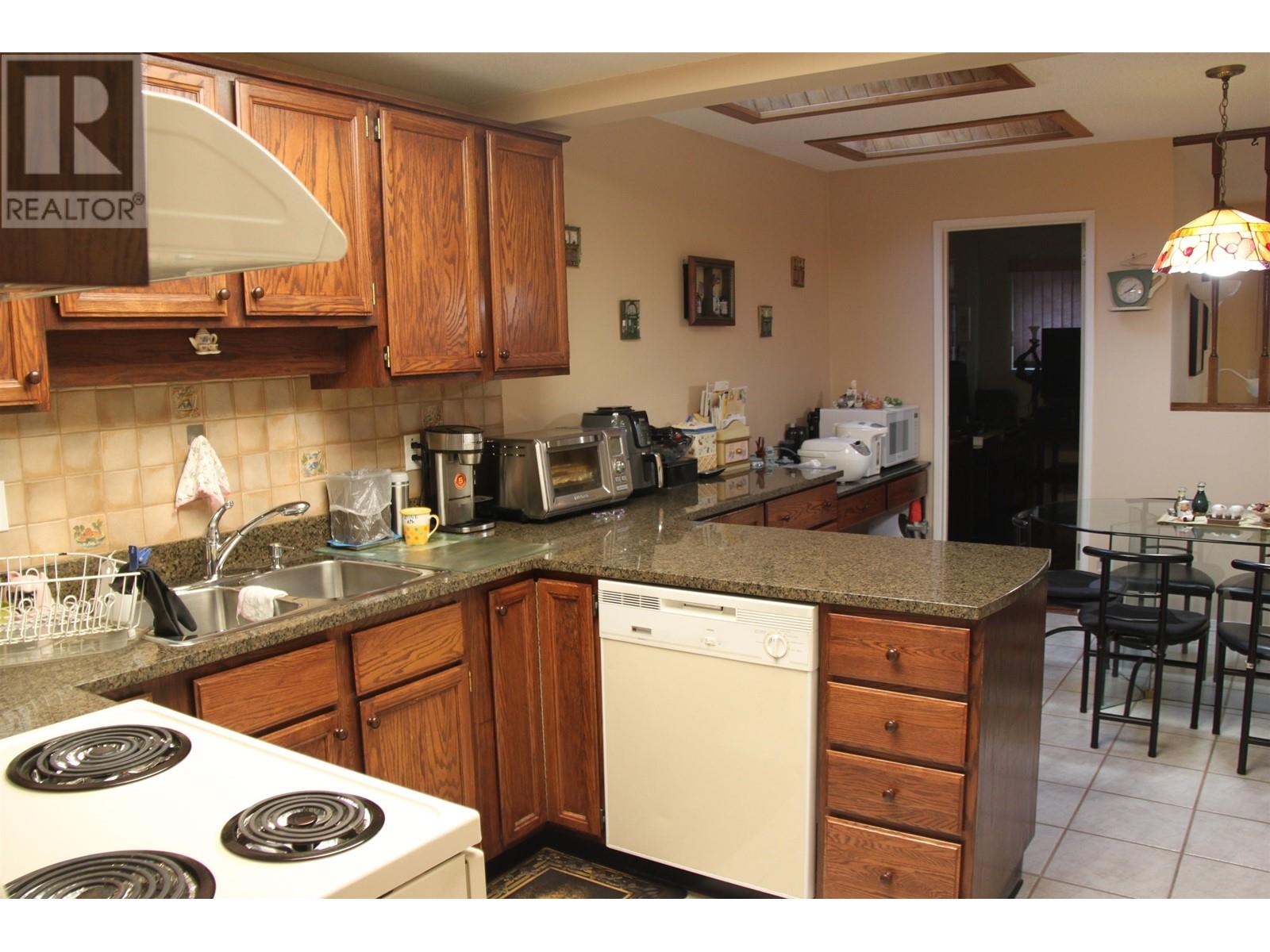 Property at 11357 KINGCOME AVENUE image 4