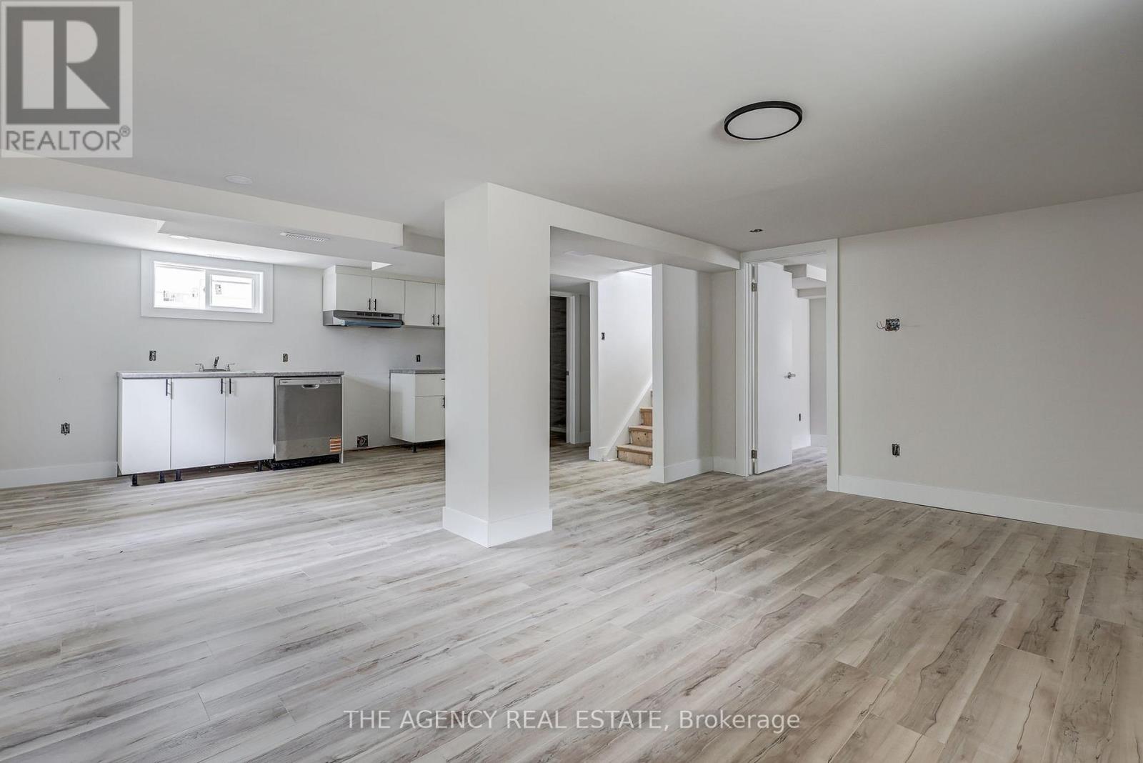 489 Salisbury Street, London East, Ontario  N5Y 3B4 - Photo 27 - X12145027
