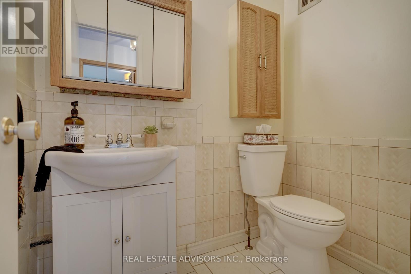 47 - 3175 Kirwin Avenue, Mississauga, Ontario  L5A 3M4 - Photo 12 - W12145660