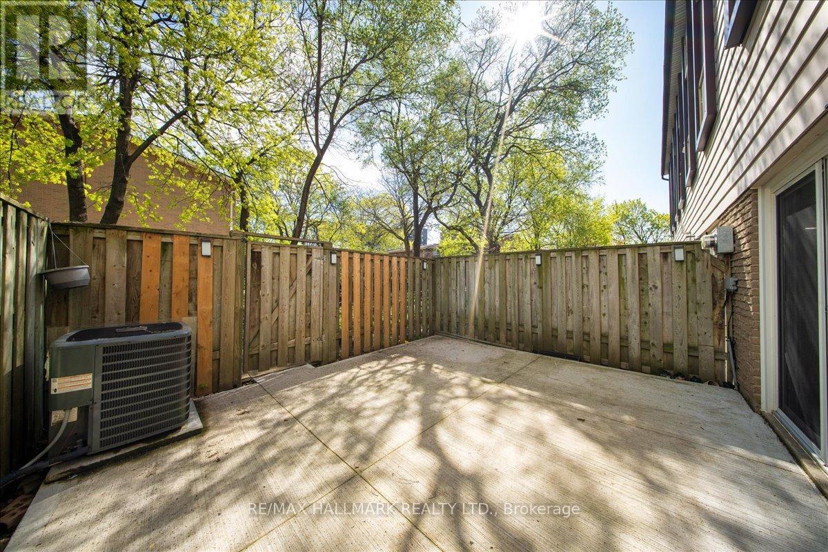 19 - 1221 Dundix Road, Mississauga, Ontario  L4Y 3Y9 - Photo 14 - W12145710