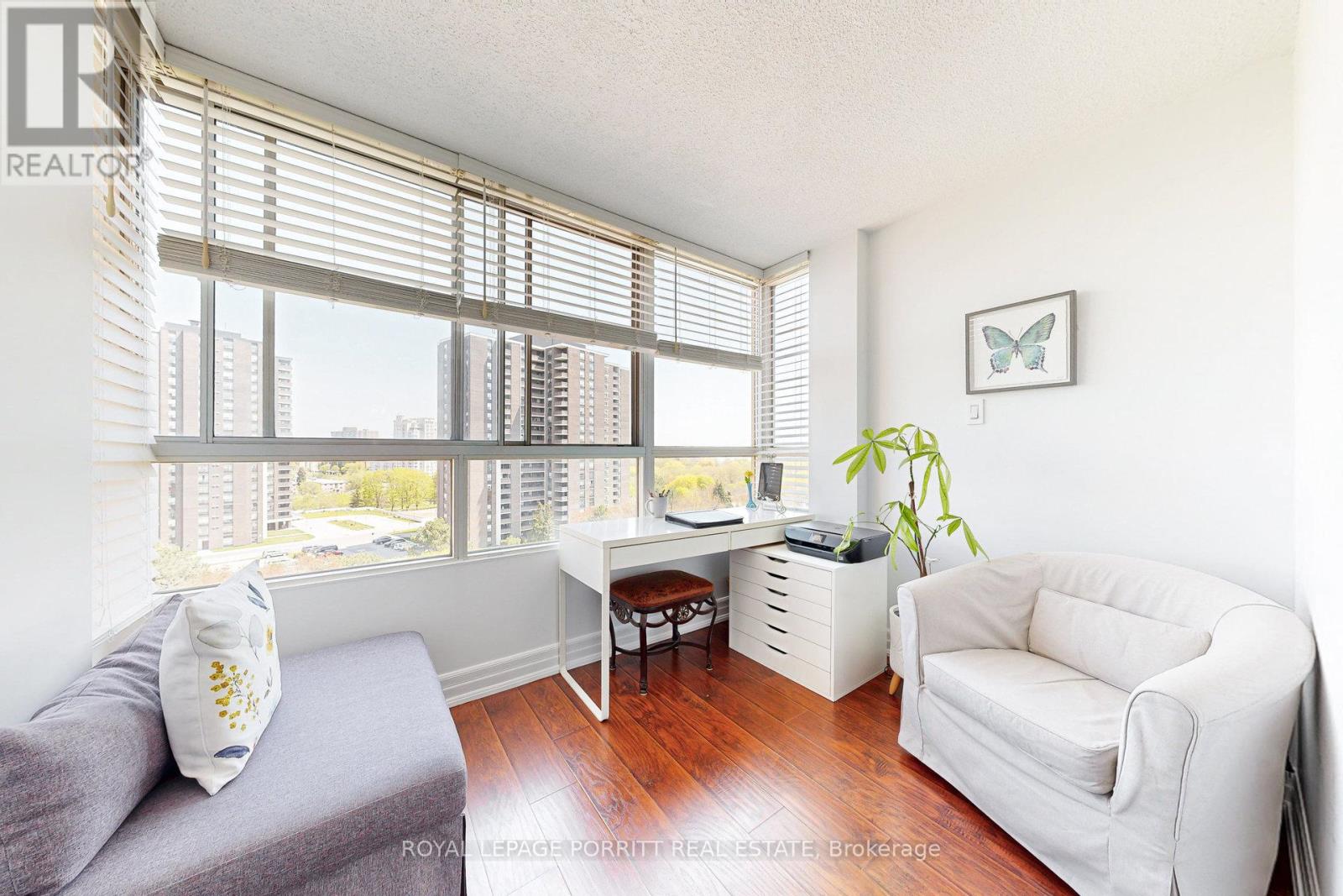 1017 - 1485 Lakeshore Road E, Mississauga, Ontario  L5E 3G2 - Photo 20 - W12145725