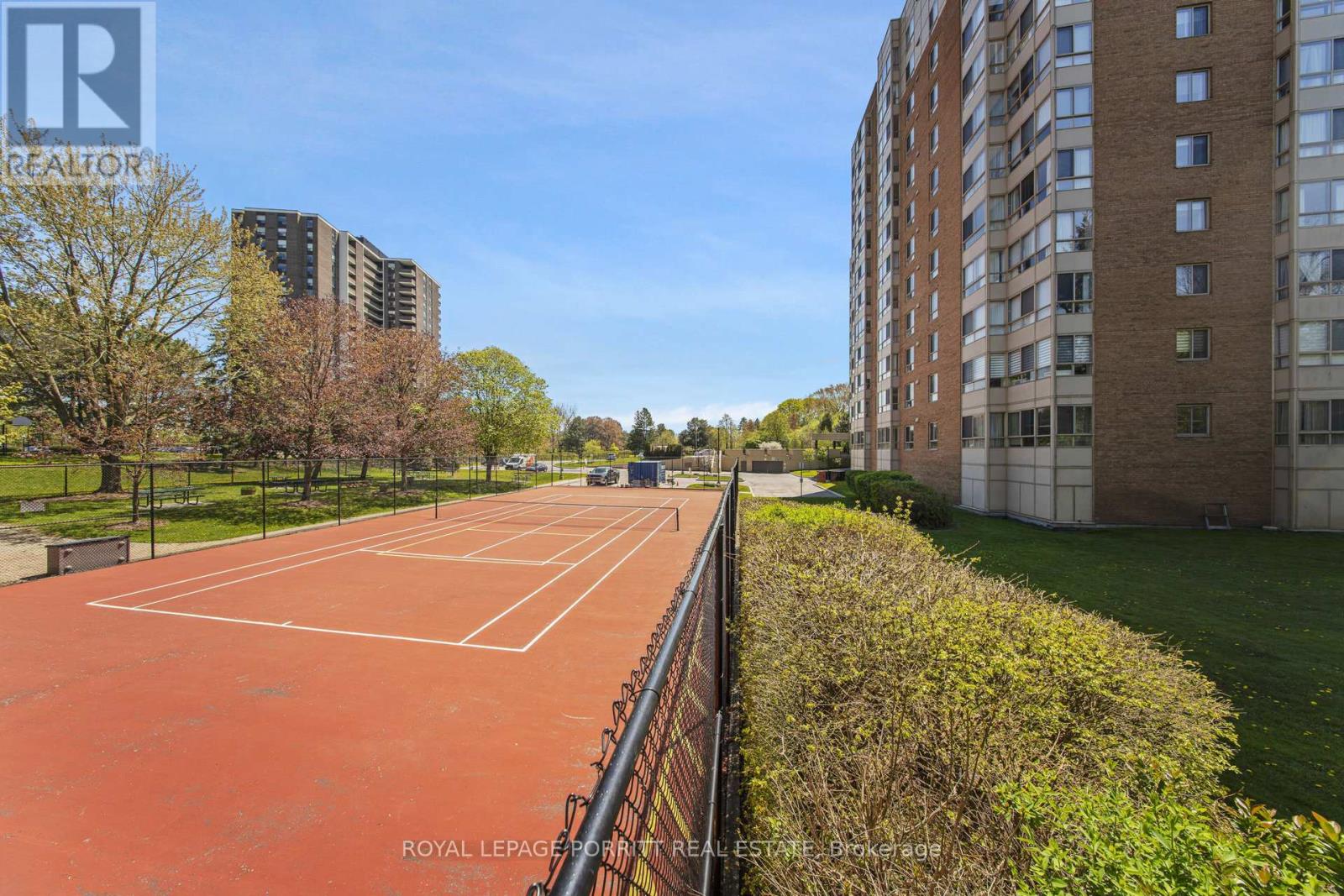 1017 - 1485 Lakeshore Road E, Mississauga, Ontario  L5E 3G2 - Photo 27 - W12145725