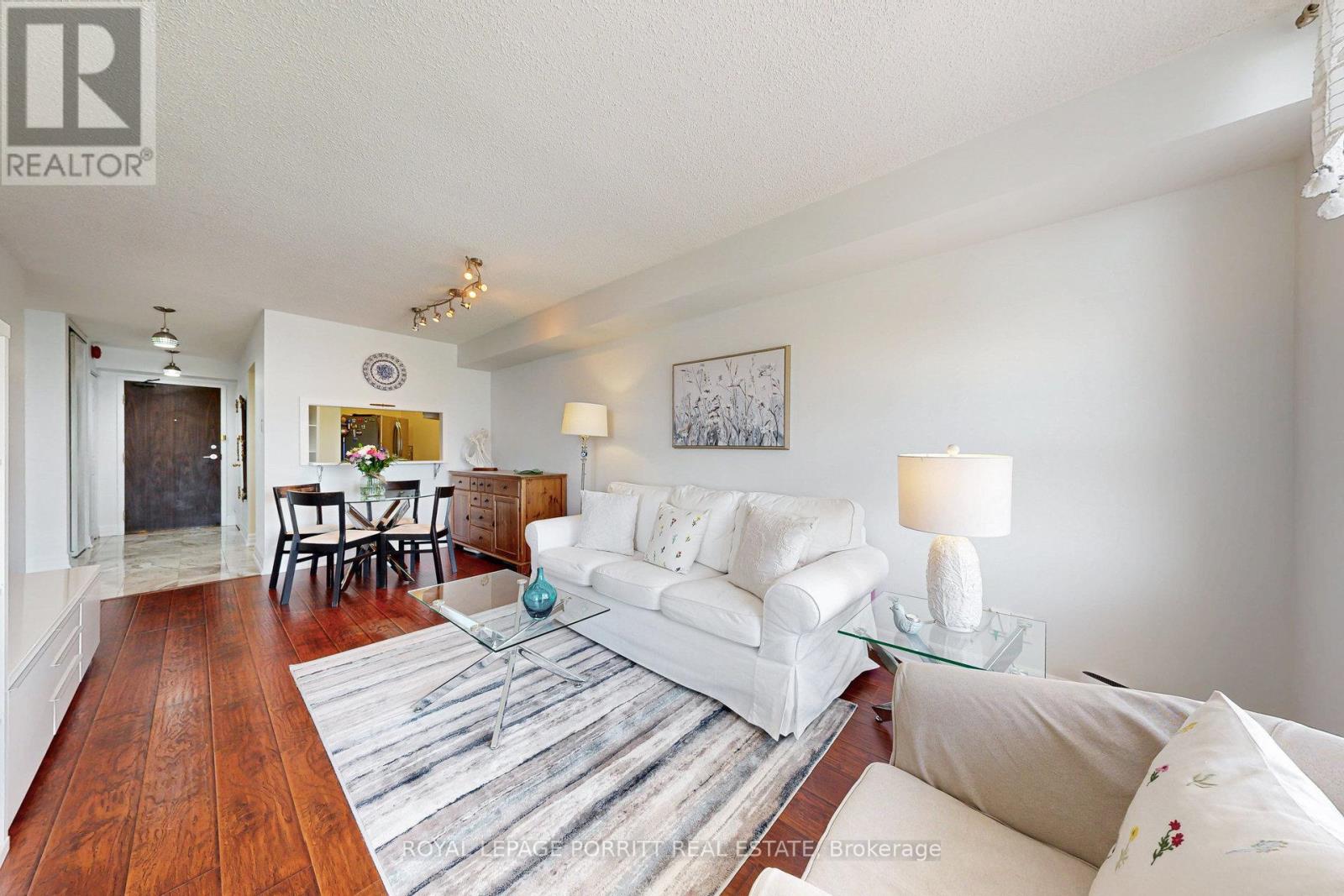 1017 - 1485 Lakeshore Road E, Mississauga, Ontario  L5E 3G2 - Photo 9 - W12145725