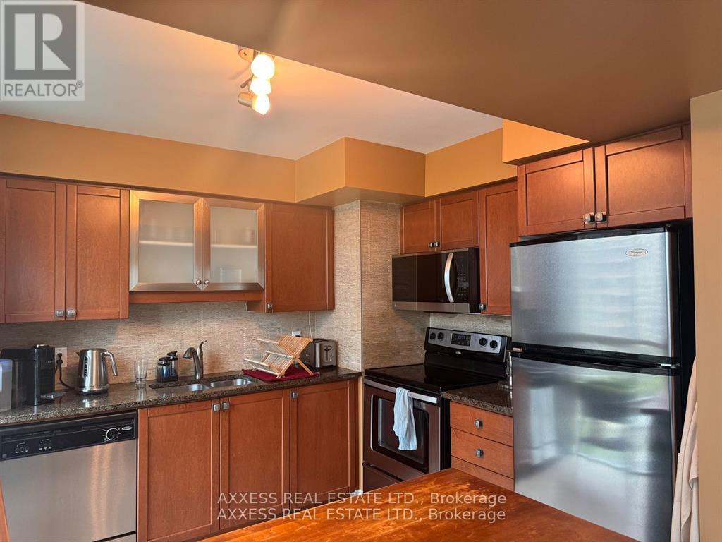 903 - 208 Enfield Place, Mississauga, Ontario  L5B 0G8 - Photo 3 - W12145733