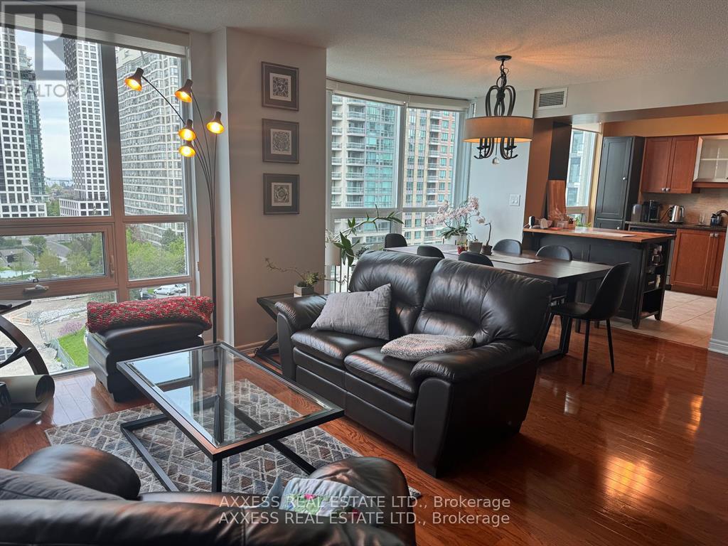 903 - 208 Enfield Place, Mississauga (City Centre), Ontario  L5B 0G8 - Photo 6 - W12145733