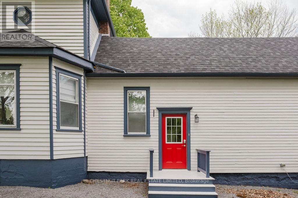 13435 Loyalist Parkway, Prince Edward County, Ontario  K0K 2T0 - Photo 45 - X12145602