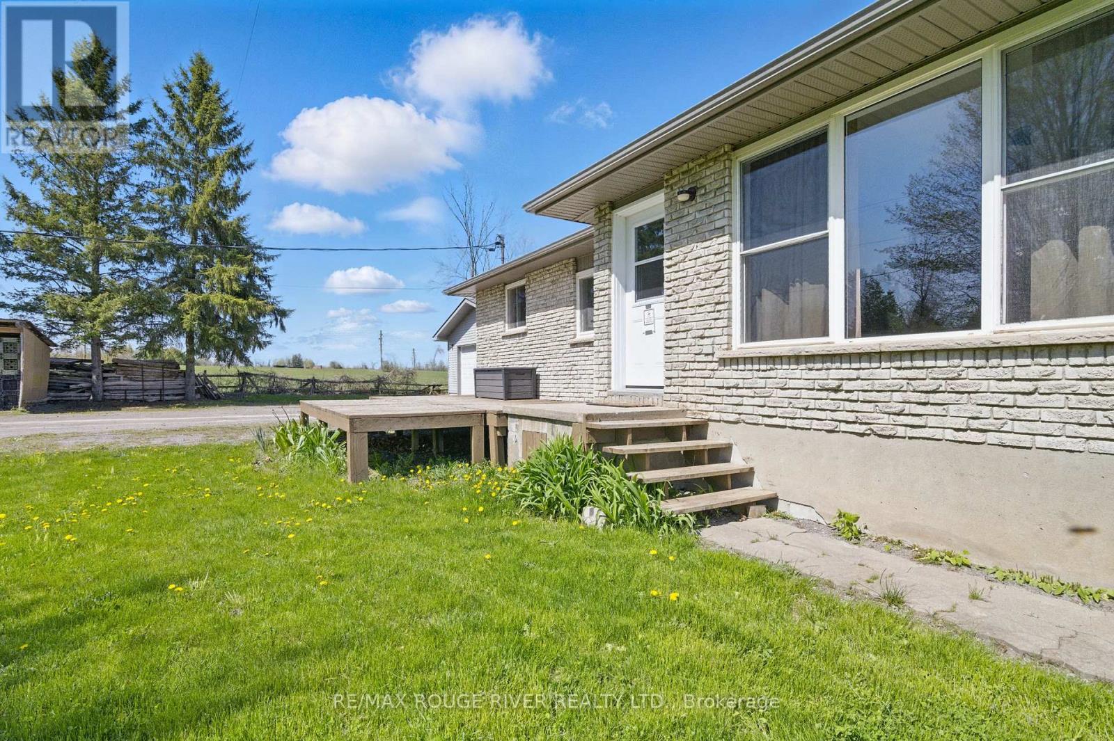 991 Douro Third Line, Douro-Dummer, Ontario  K0L 2H0 - Photo 10 - X12145617