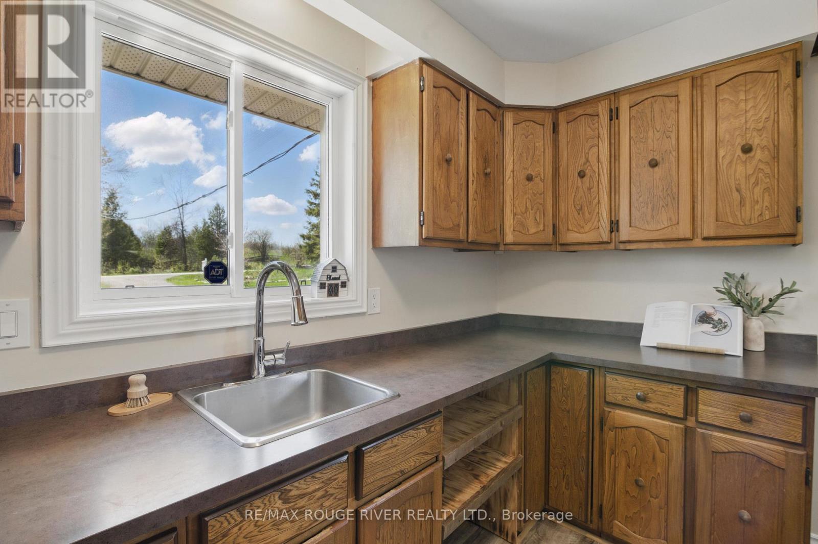 991 Douro Third Line, Douro-Dummer, Ontario  K0L 2H0 - Photo 21 - X12145617