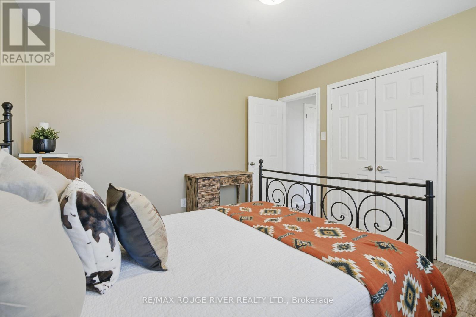 991 Douro Third Line, Douro-Dummer, Ontario  K0L 2H0 - Photo 26 - X12145617