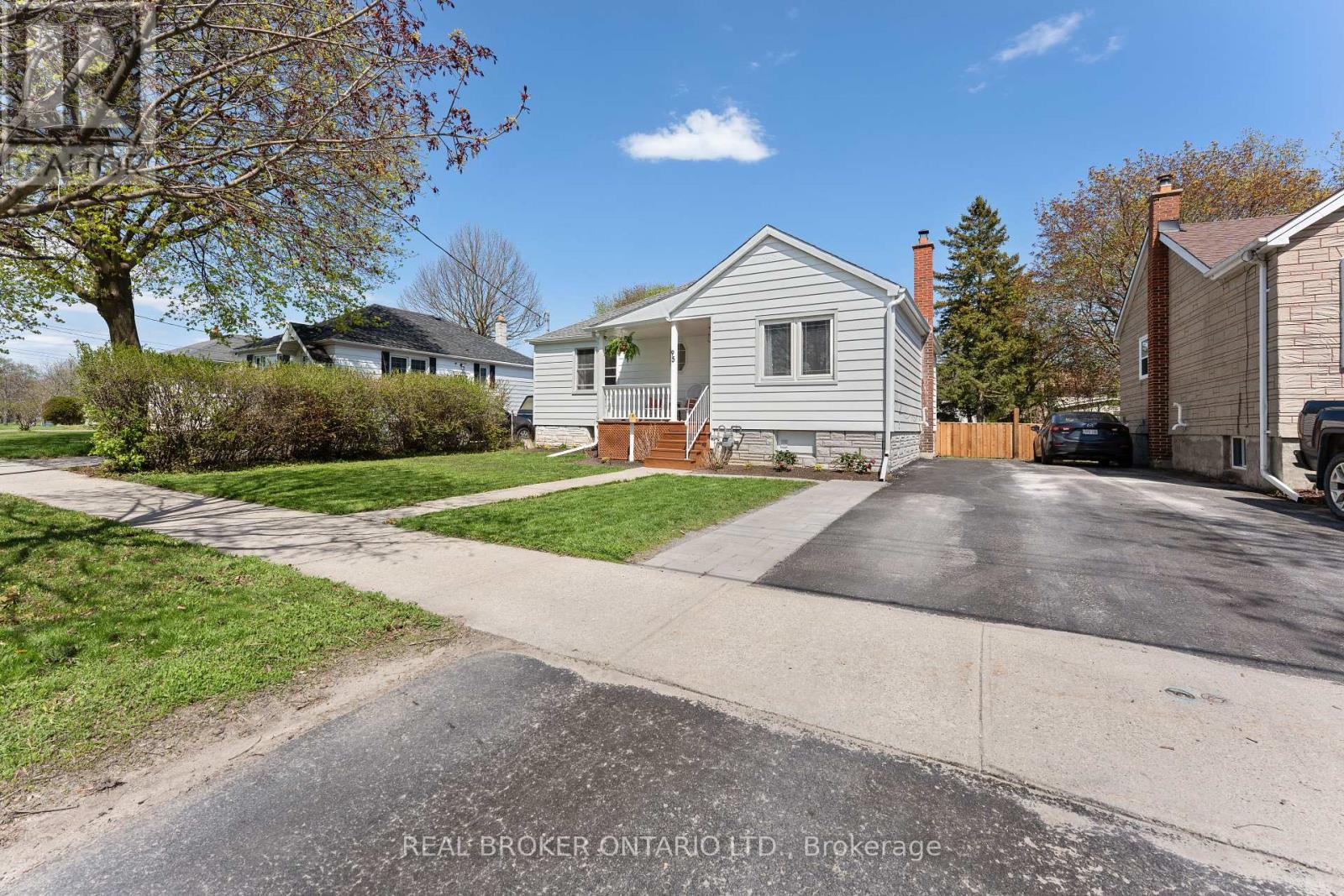 95 Cameron Street W, Kingston, Ontario  K7K 4R9 - Photo 2 - X12145647