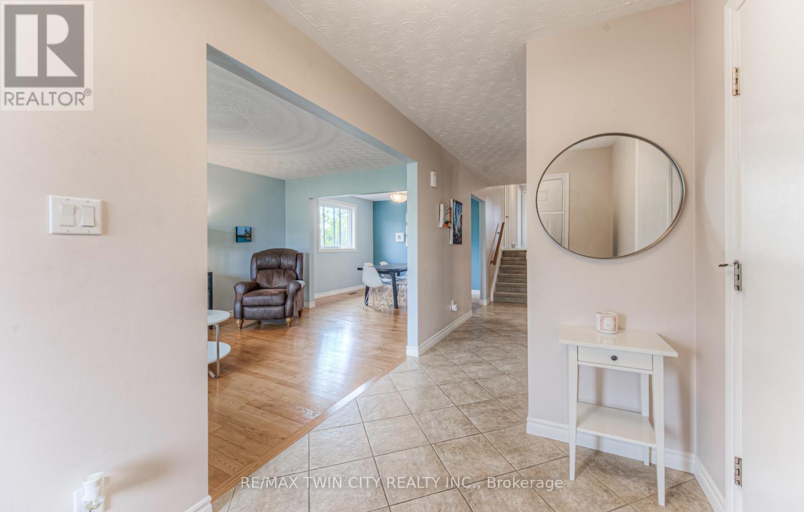139 Brierdale Drive, Kitchener, Ontario  N2A 3S8 - Photo 3 - X12145662