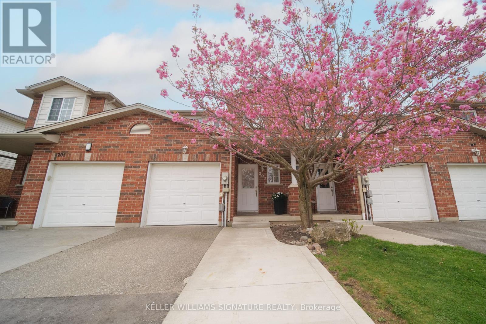 Property at 203 LANGLAW DRIVE image 1