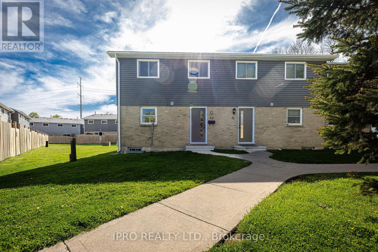 Property at 32 - 470 SECOND STREET image 1