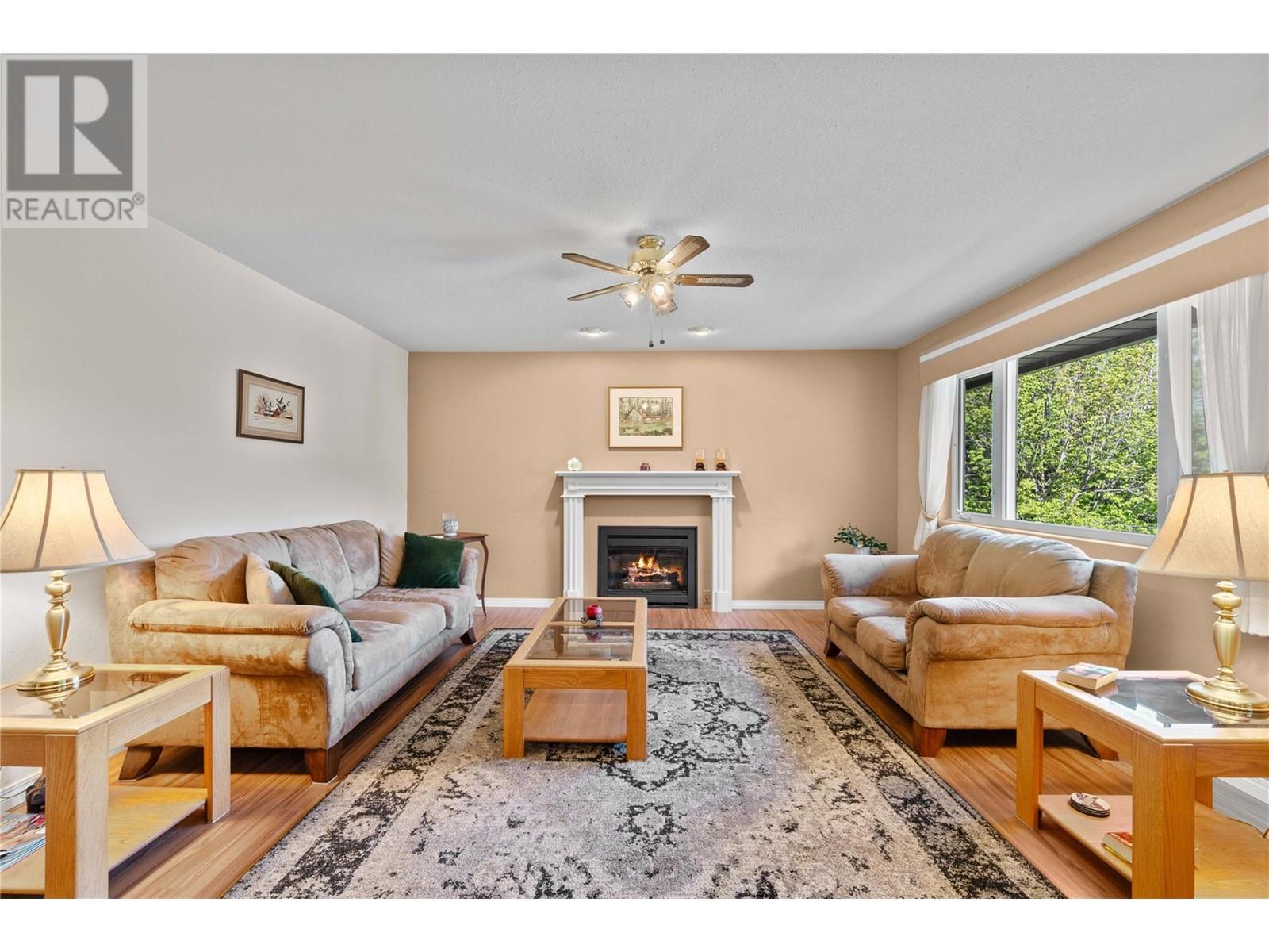Property at 2592 Alpen Paradies Road Unit# 20 image 3