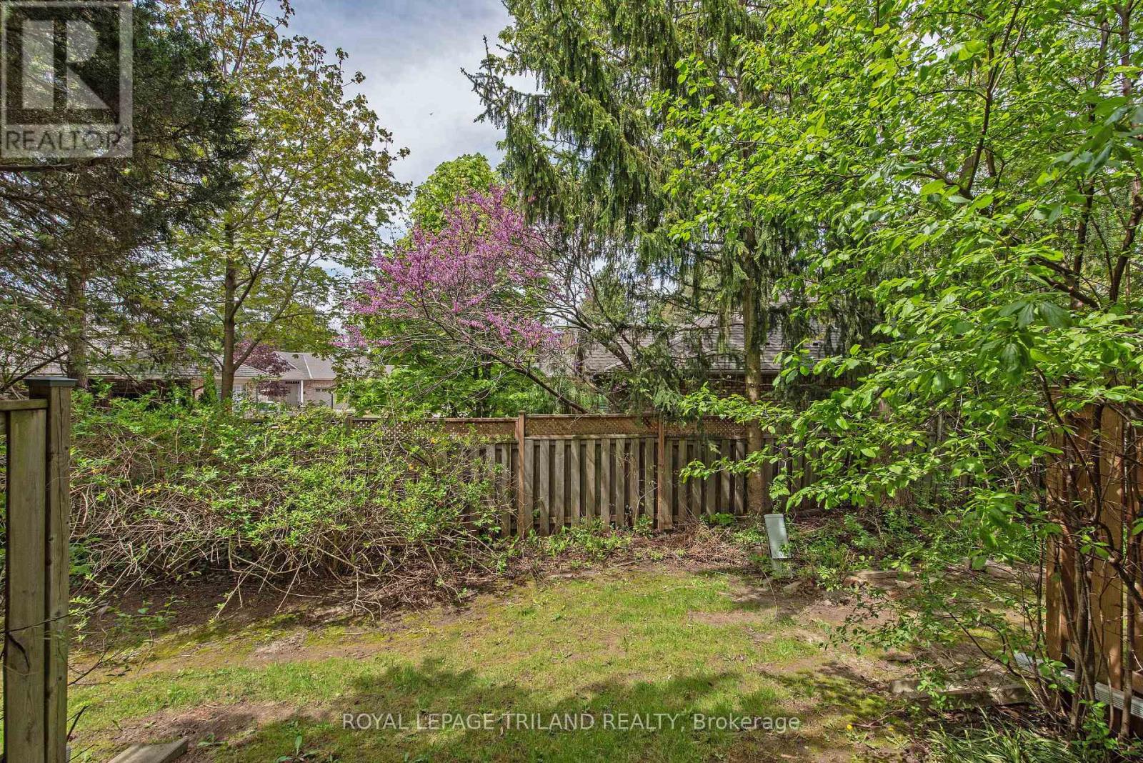 48 - 1570 Richmond Street, London North (North G), Ontario  N6G 4W2 - Photo 36 - X12145854