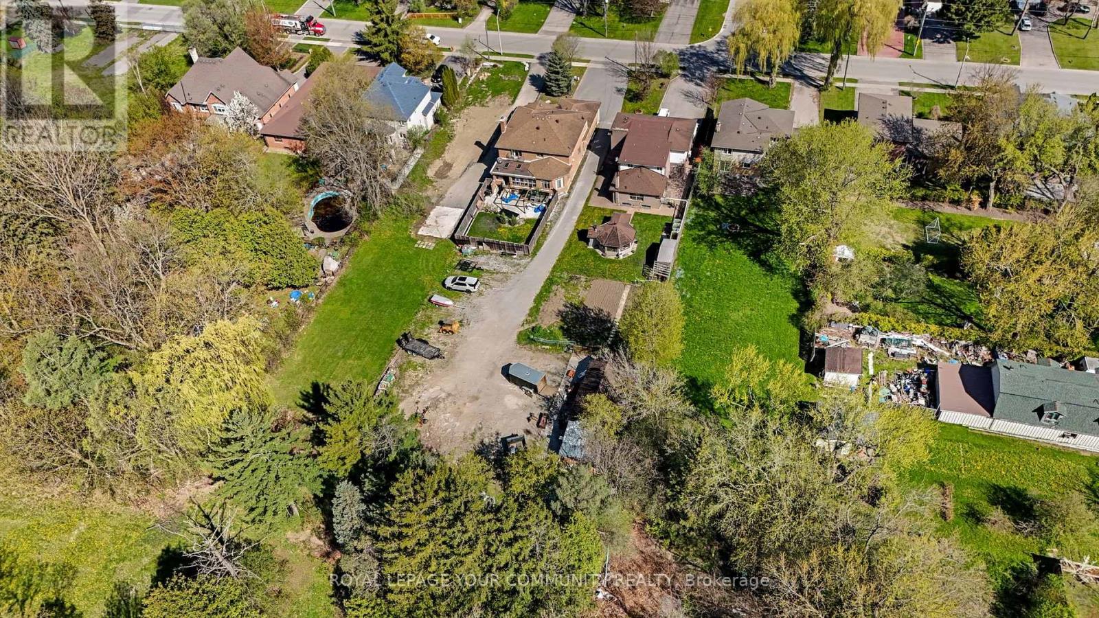 197 Douglas Road, Richmond Hill, Ontario  L4E 3H5 - Photo 8 - N12145764