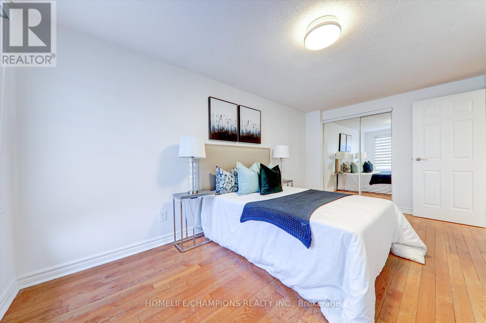 4 Croxley Green Drive, Markham, Ontario  L3R 3T6 - Photo 22 - N12145784