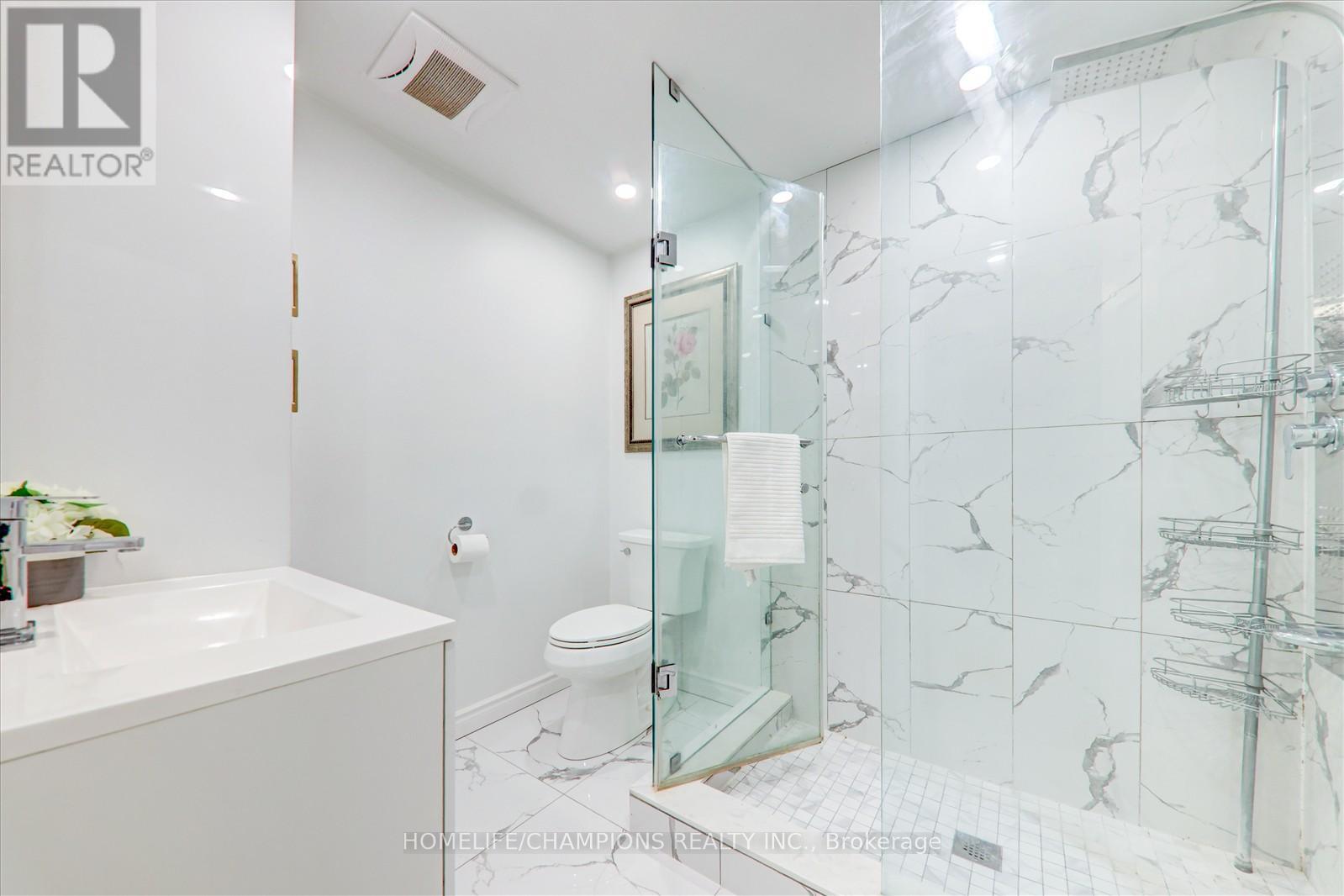 4 Croxley Green Drive, Markham, Ontario  L3R 3T6 - Photo 23 - N12145784