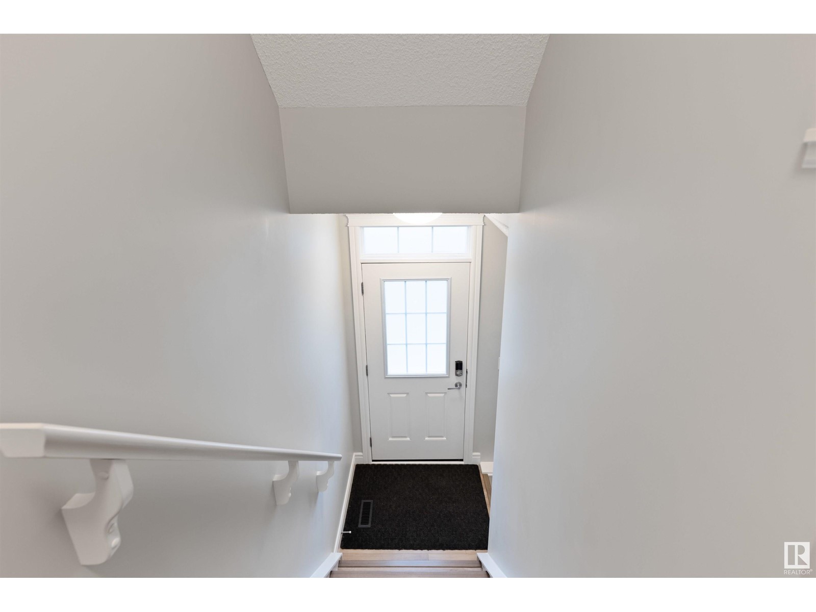 Property at #30 1391 STARLING DR NW image 3