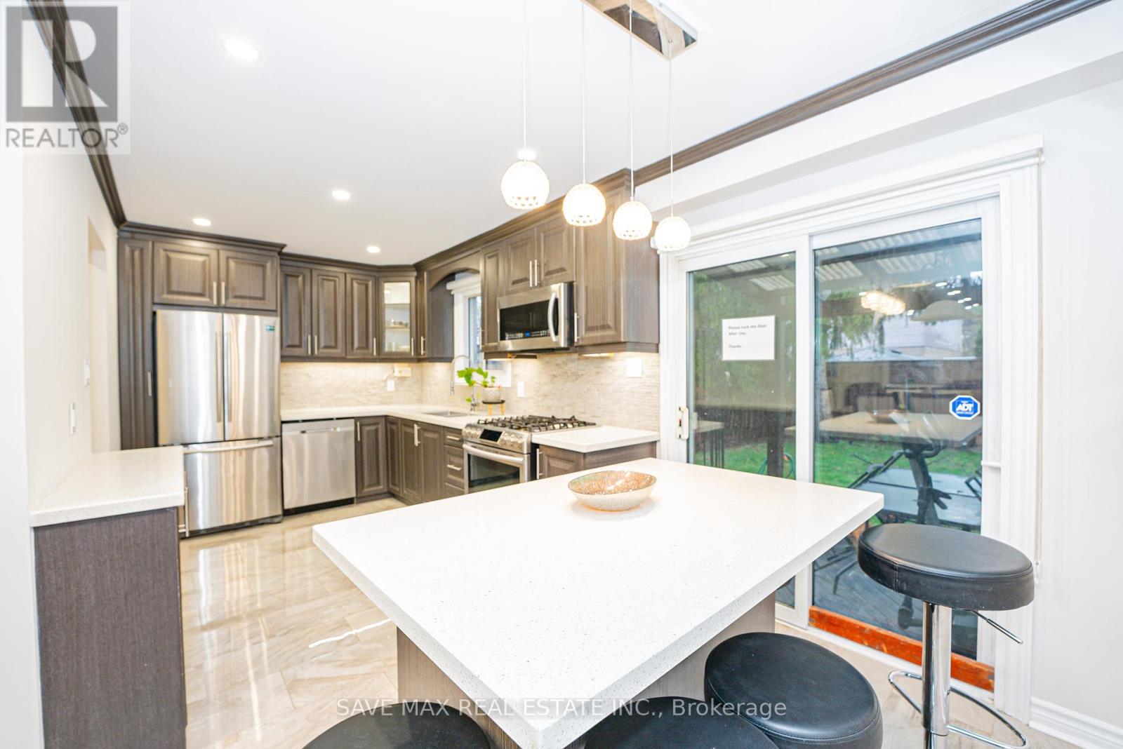 3158 Keynes Crescent, Mississauga, Ontario  L5N 3A1 - Photo 17 - W12123608