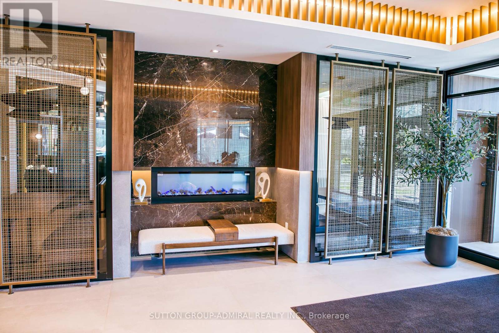 537 - 2501 Saw Whet Boulevard, Oakville, Ontario  L6M 5N2 - Photo 4 - W12145461