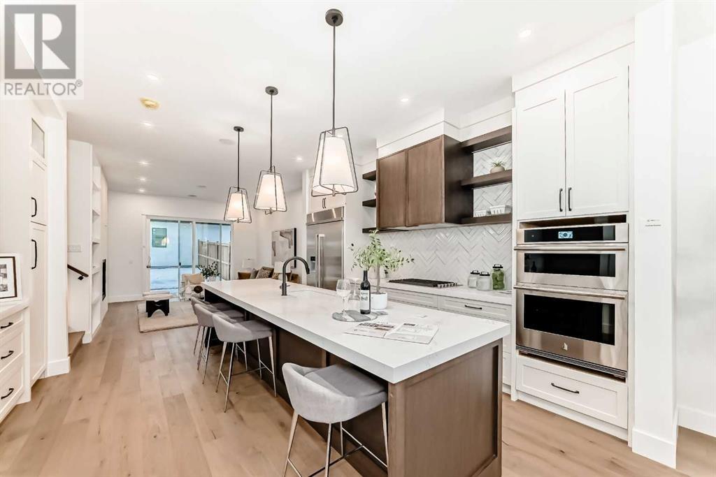 Property at 1613 32 Avenue SW image 4
