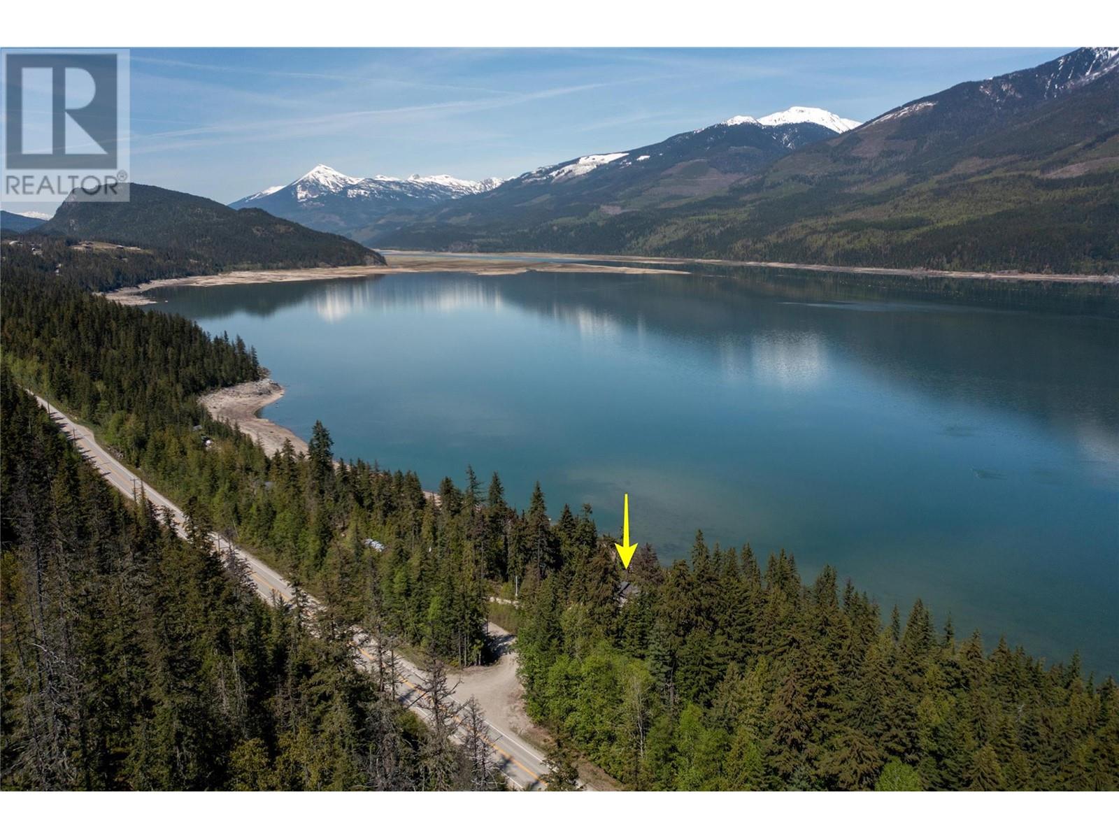 8420 23 Highway S, revelstoke, British Columbia V0E2S0