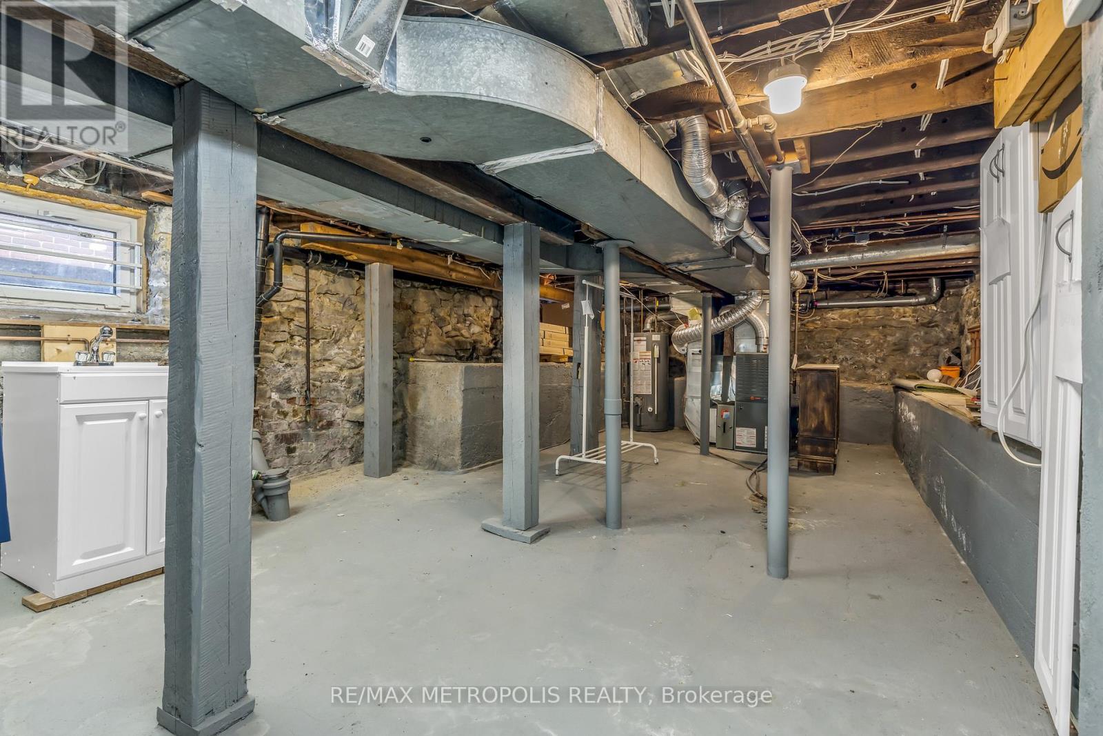 52 Fern Avenue, Toronto (Roncesvalles), Ontario  M6R 1K1 - Photo 17 - W12145760