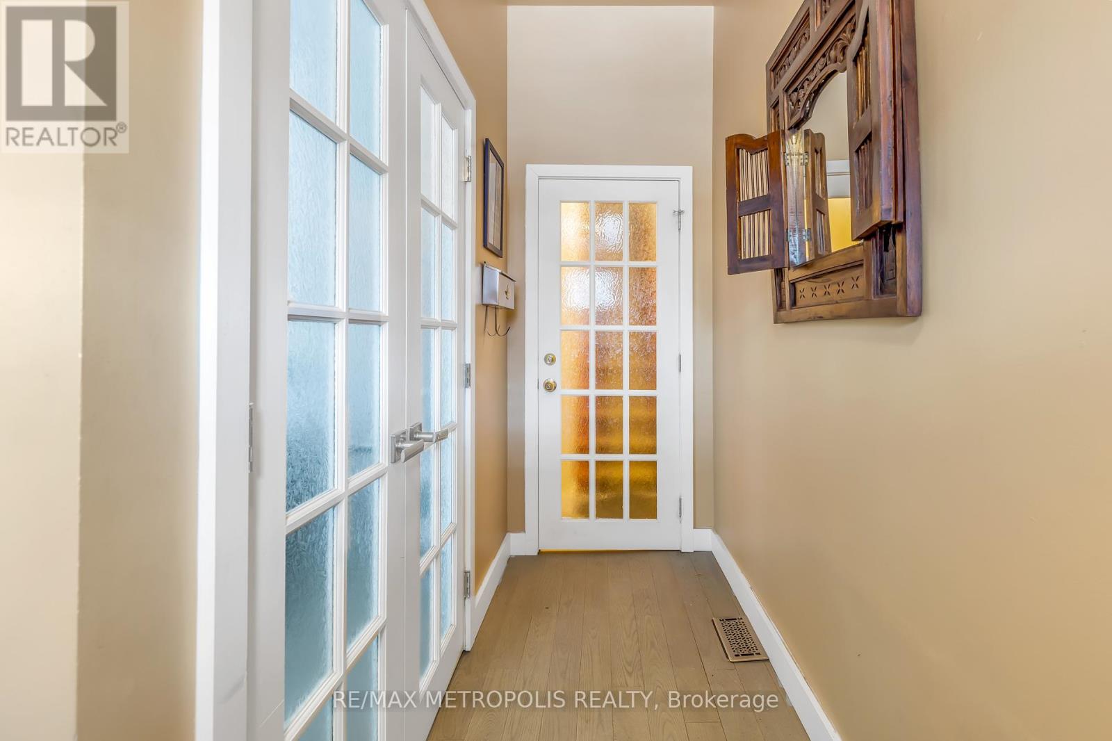 52 Fern Avenue, Toronto (Roncesvalles), Ontario  M6R 1K1 - Photo 18 - W12145760