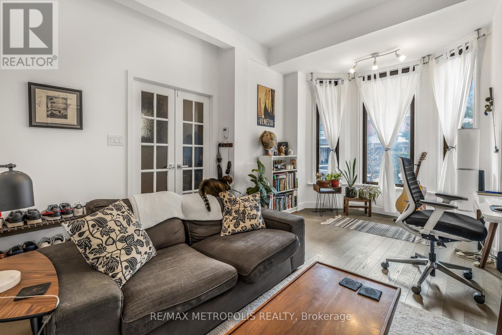 52 Fern Avenue, Toronto (Roncesvalles), Ontario  M6R 1K1 - Photo 9 - W12145760