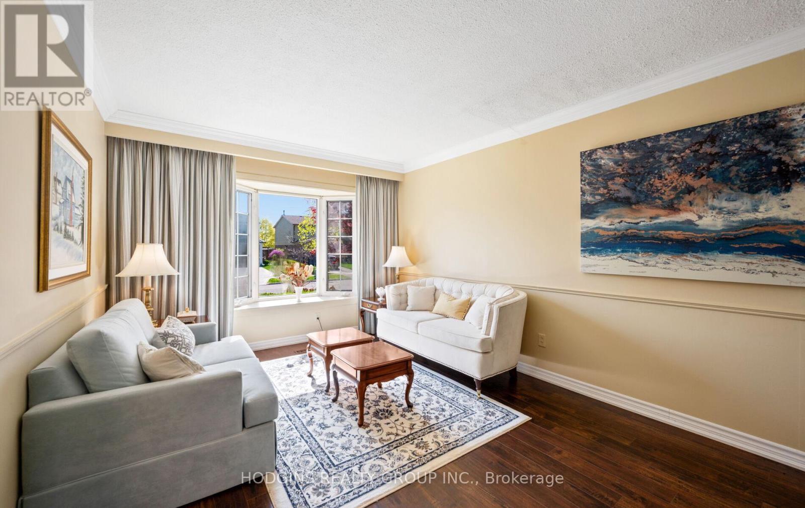 2223 Blue Beech Crescent, Mississauga, Ontario  L5L 1C2 - Photo 5 - W12145773