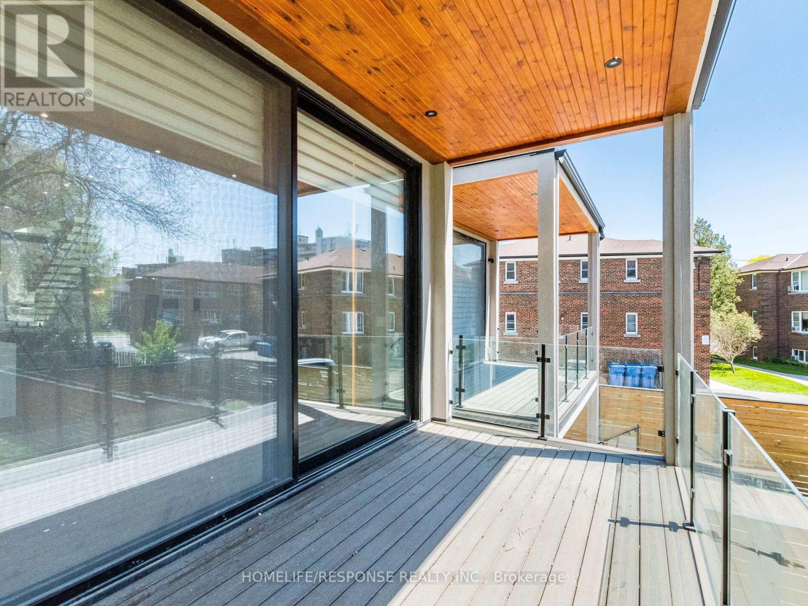 6b Pine Avenue N, Mississauga, Ontario  L5H 2P8 - Photo 16 - W12145775