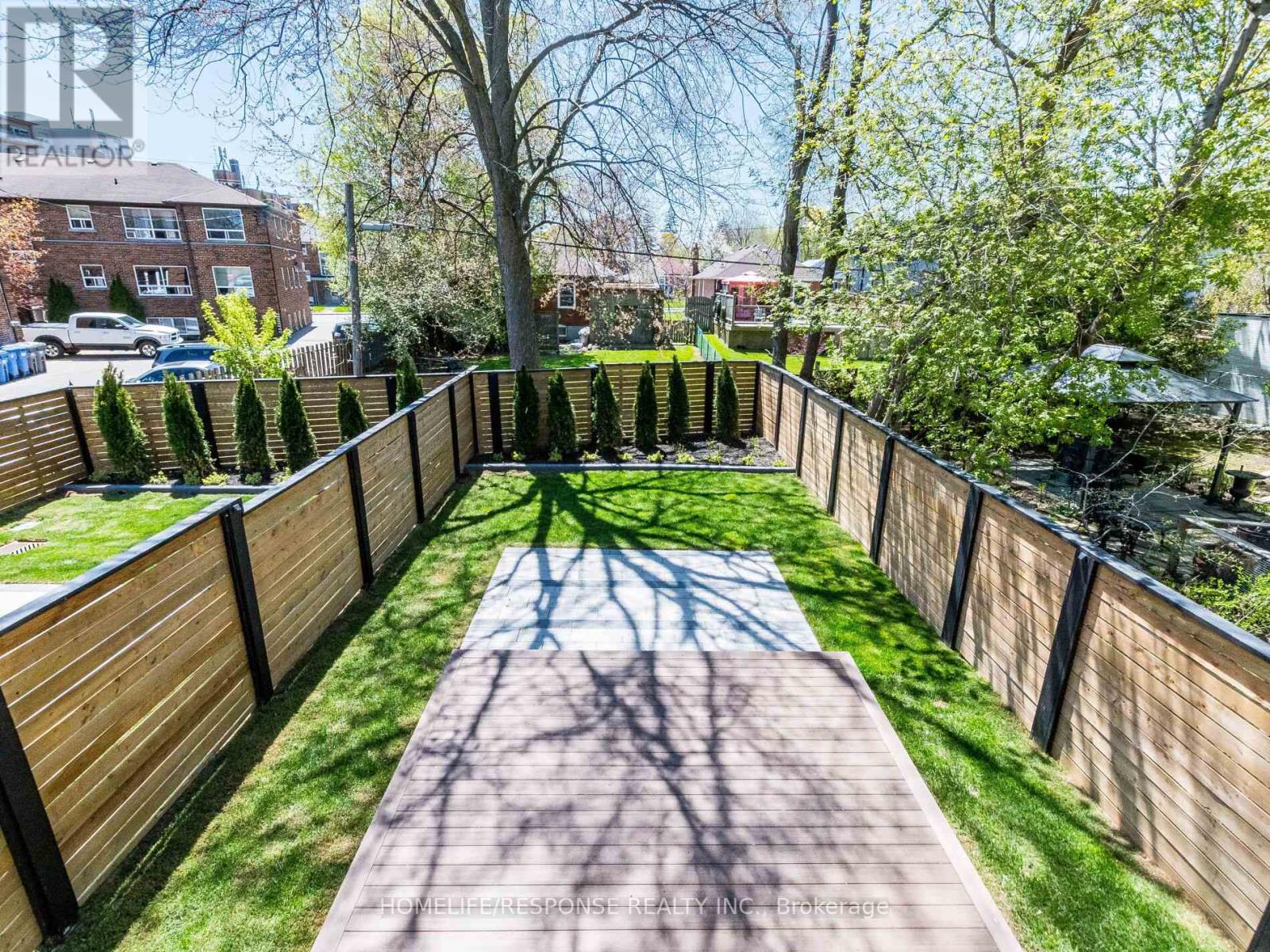 6b Pine Avenue N, Mississauga, Ontario  L5H 2P8 - Photo 18 - W12145775
