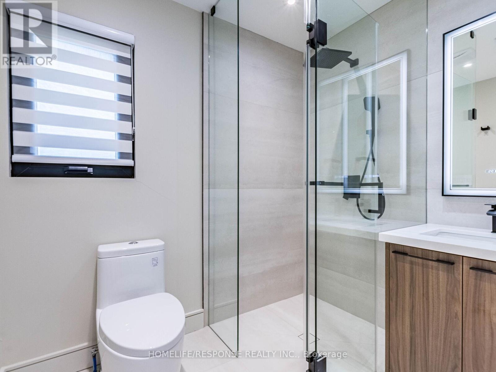 6b Pine Avenue N, Mississauga, Ontario  L5H 2P8 - Photo 29 - W12145775