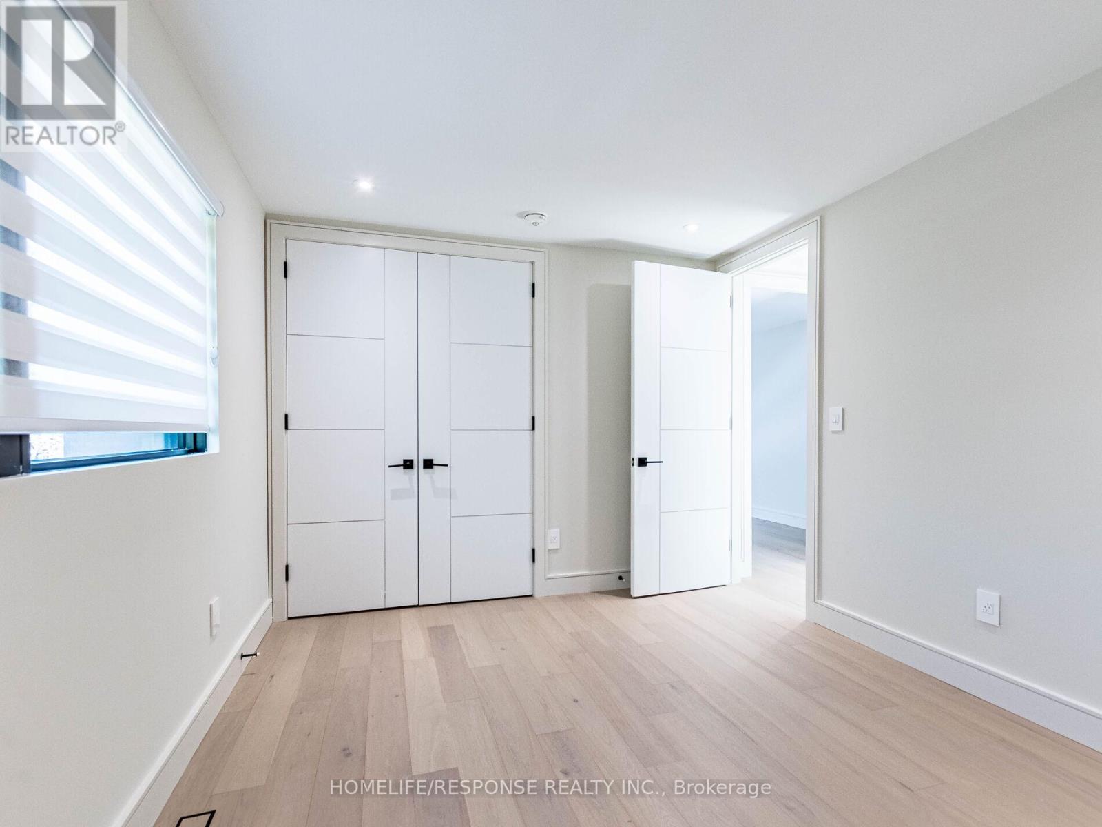 6b Pine Avenue N, Mississauga, Ontario  L5H 2P8 - Photo 32 - W12145775