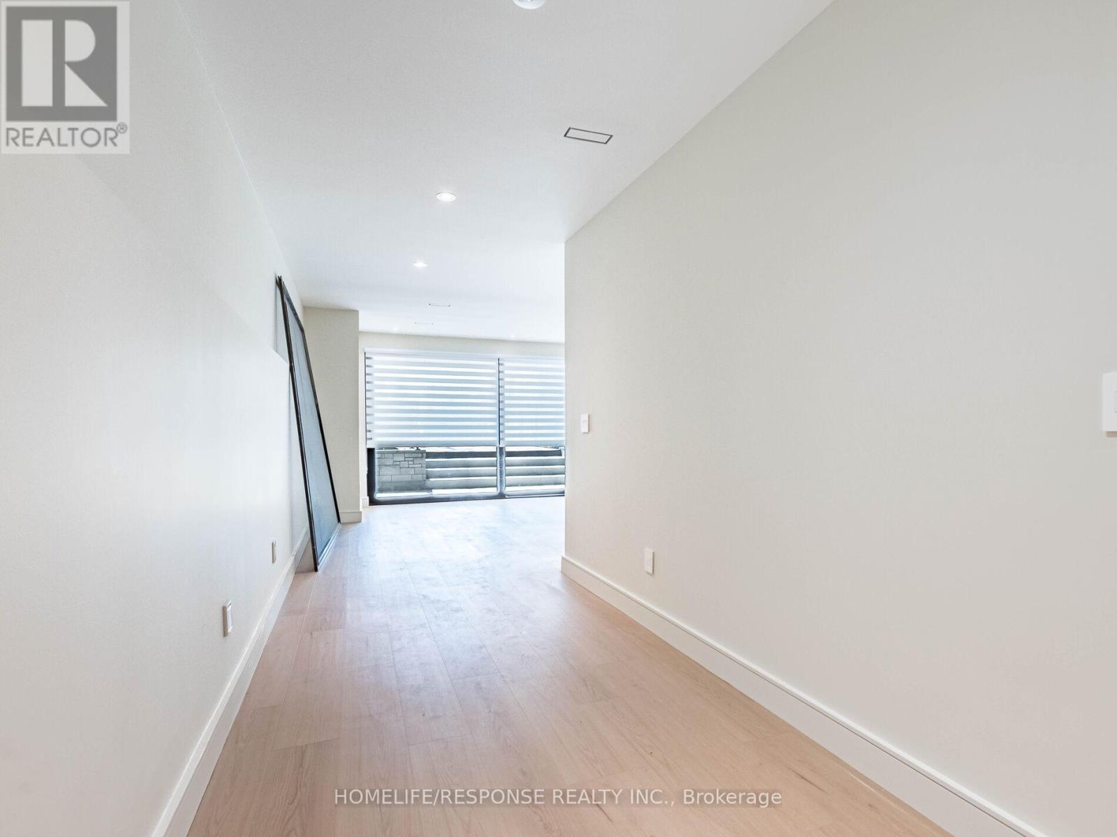 6b Pine Avenue N, Mississauga, Ontario  L5H 2P8 - Photo 37 - W12145775