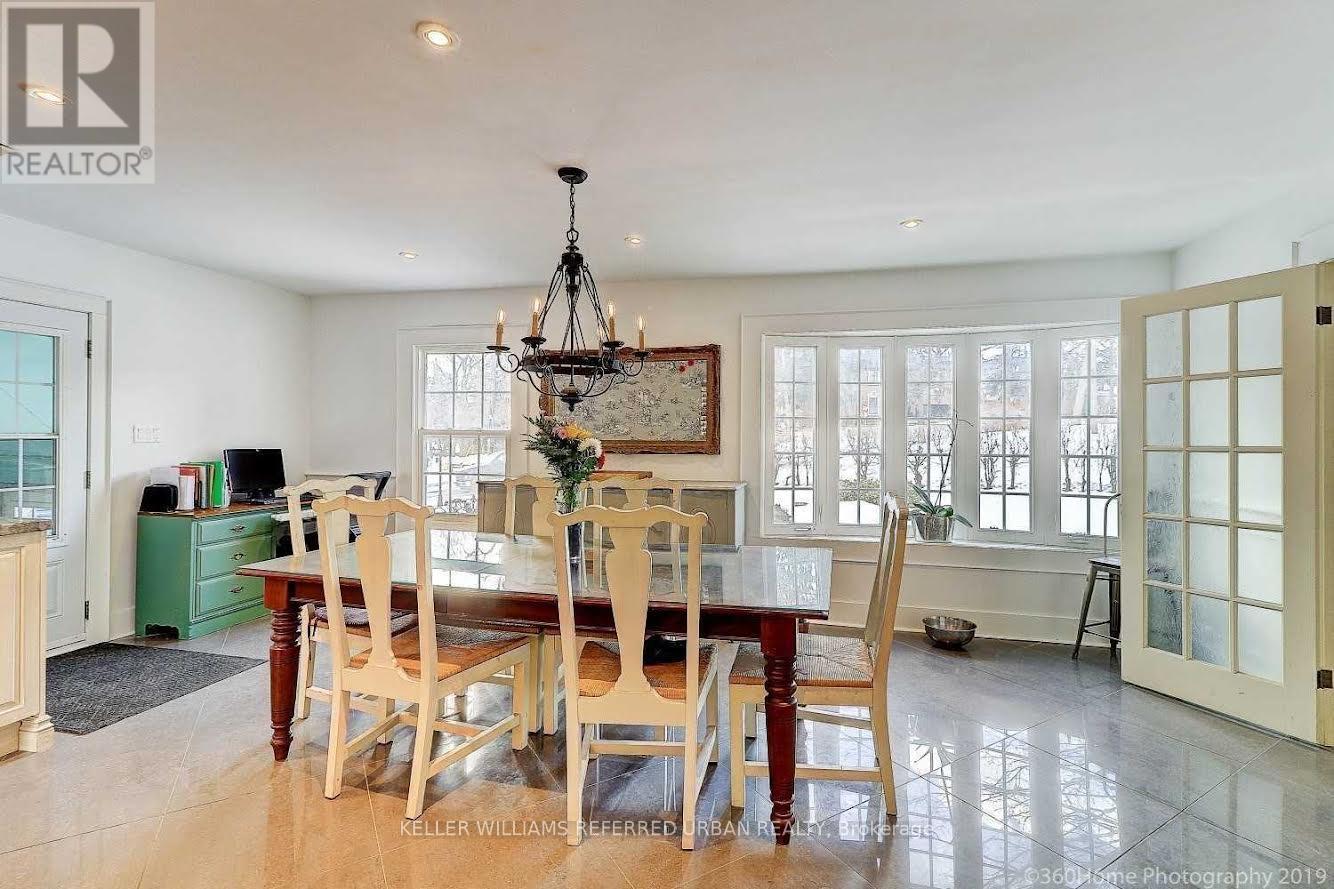 8 Yorkleigh Avenue, Toronto, Ontario  M9P 1Y1 - Photo 2 - W12145780
