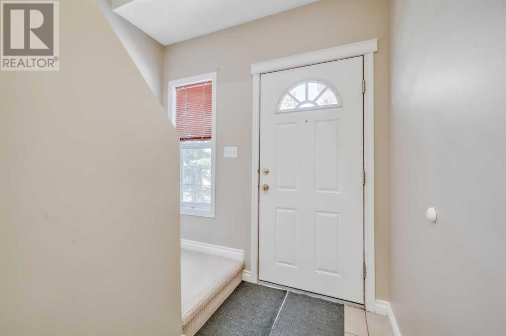 Property at 3 Harvest Glen Heights NE image 3