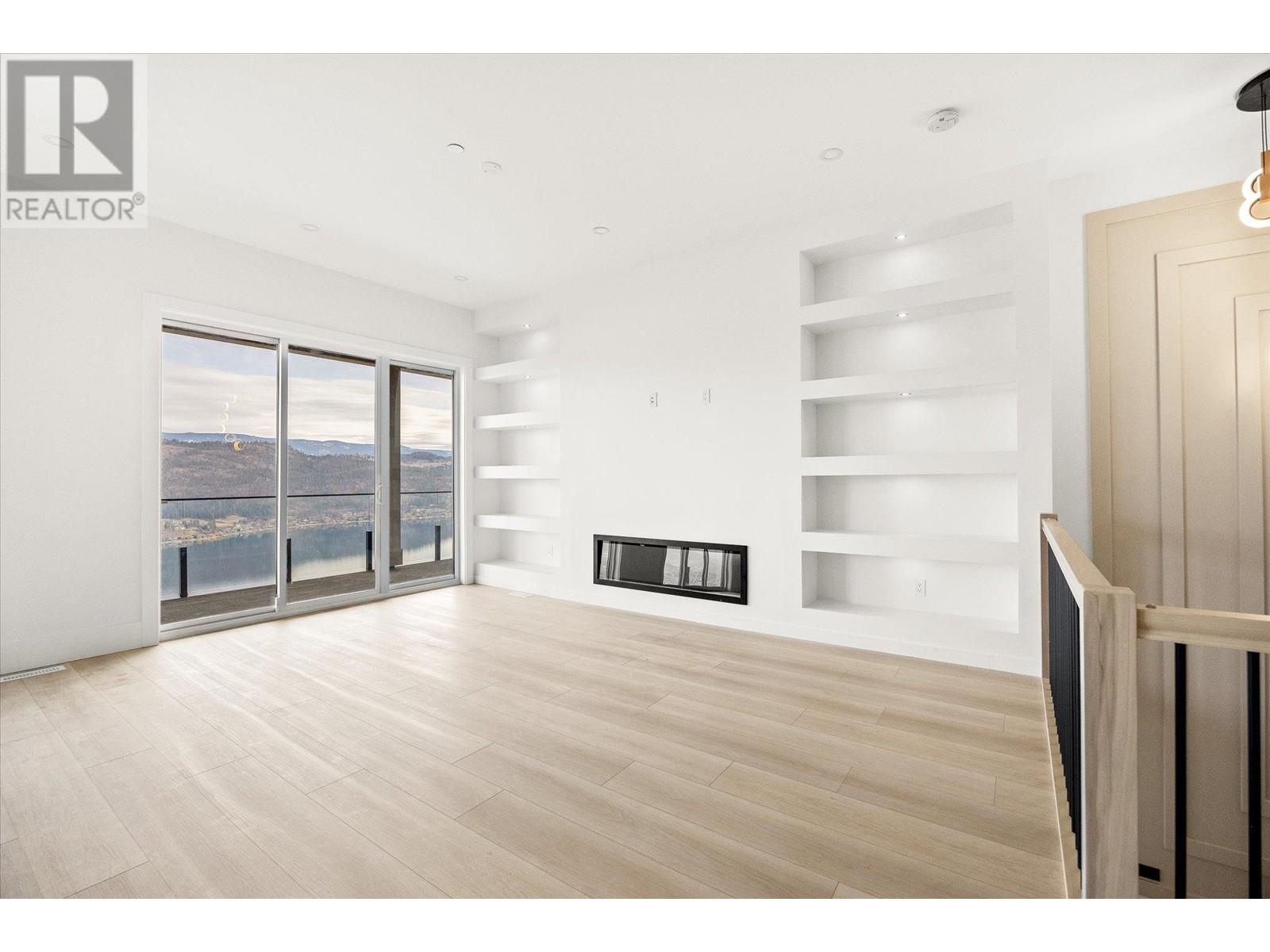Property at 8916 Tavistock Road image 5