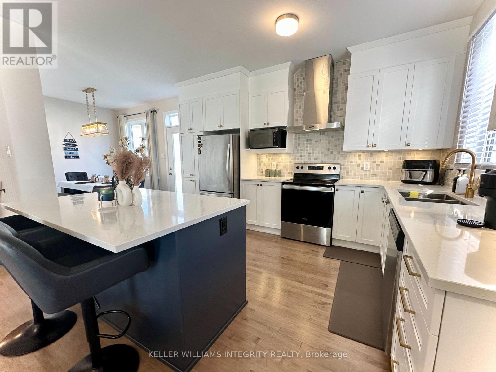 313 Canadensis Lane, Ottawa, Ontario  K2J 6X8 - Photo 15 - X12145844