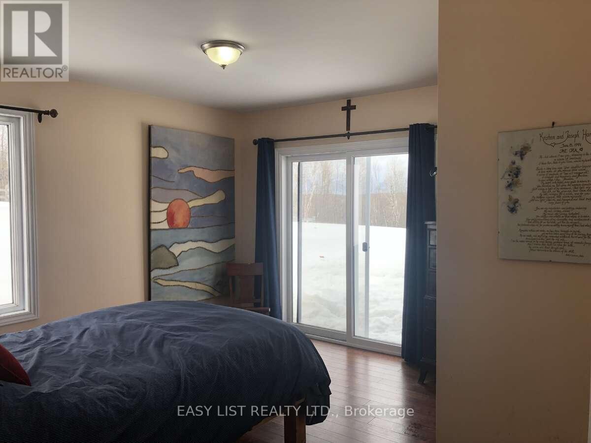 535 Perrier Road, Hastings Highlands, Ontario  K0J 1L0 - Photo 11 - X12145856