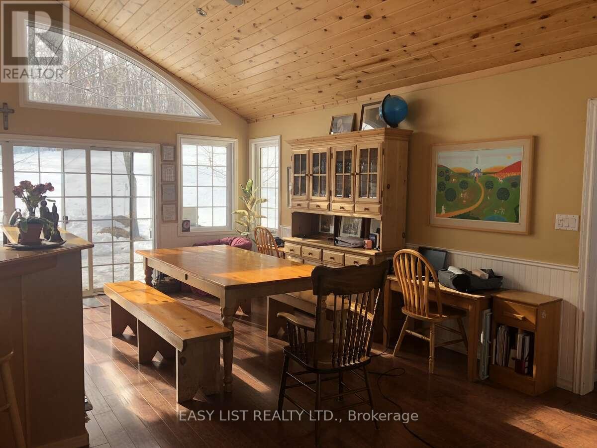 535 Perrier Road, Hastings Highlands, Ontario  K0J 1L0 - Photo 7 - X12145856