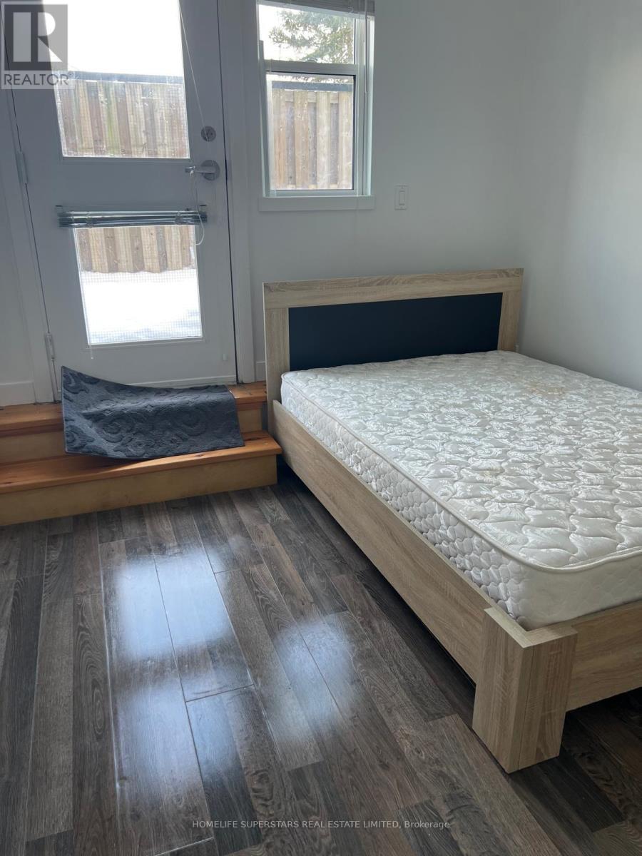 T101 - 62 Balsam Street, Waterloo, Ontario  N2L 3H2 - Photo 5 - X12145749