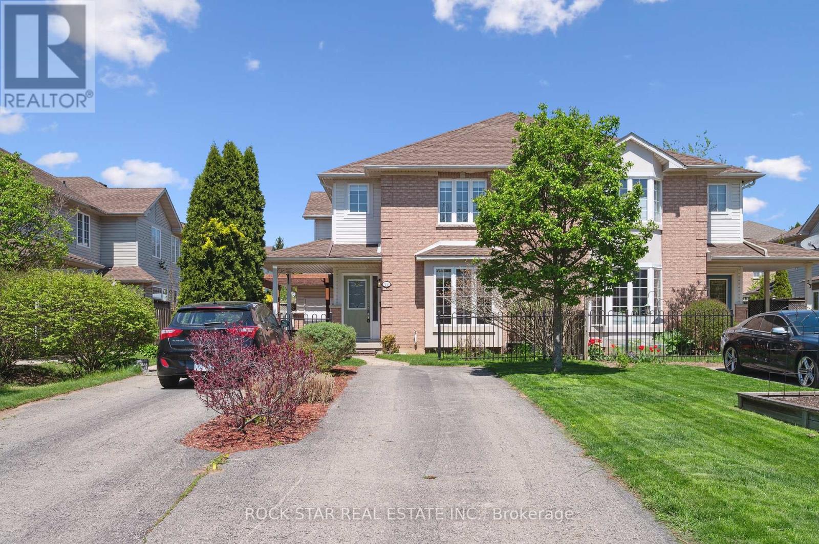 55 Valridge Drive, Hamilton, Ontario  L9G 4Y7 - Photo 6 - X12145774