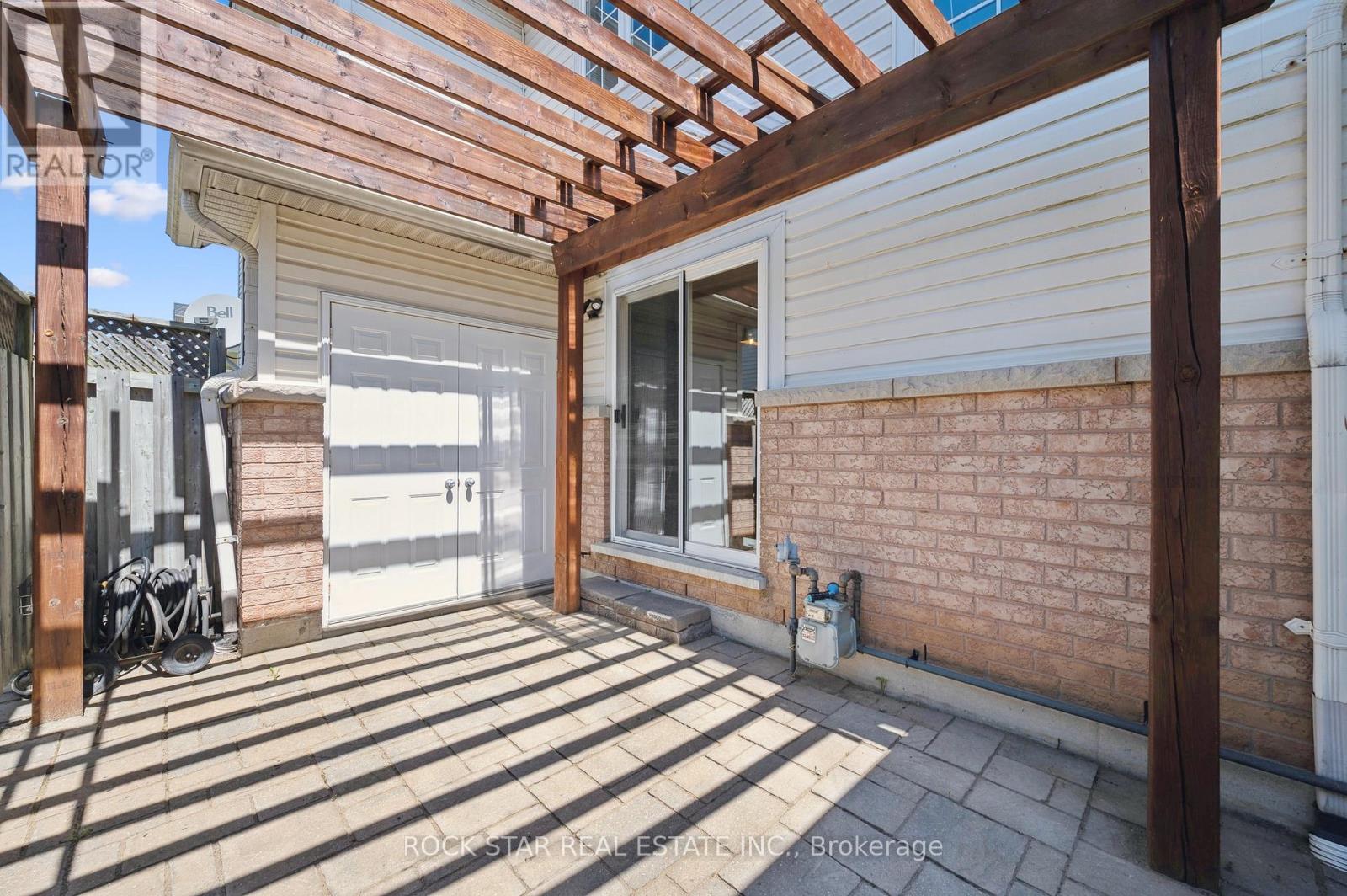 55 Valridge Drive, Hamilton (Ancaster), Ontario  L9G 4Y7 - Photo 8 - X12145774