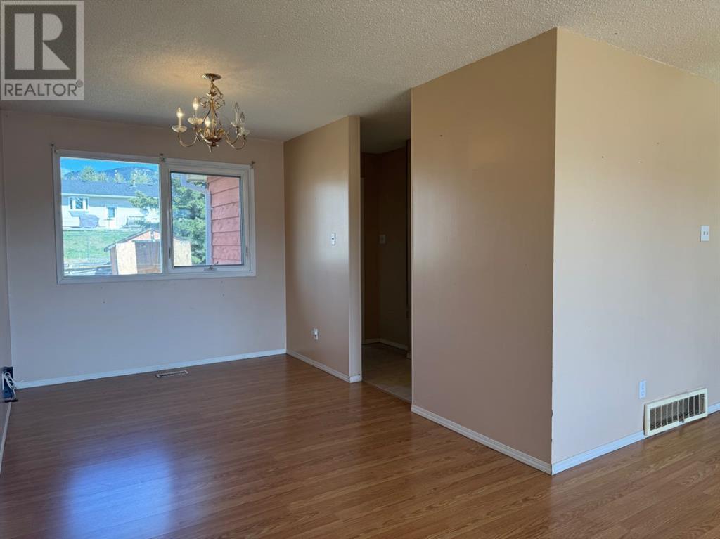 10342 99 Avenue, Grande Cache, Alberta  t0e 0y0 - Photo 4 - A2220277