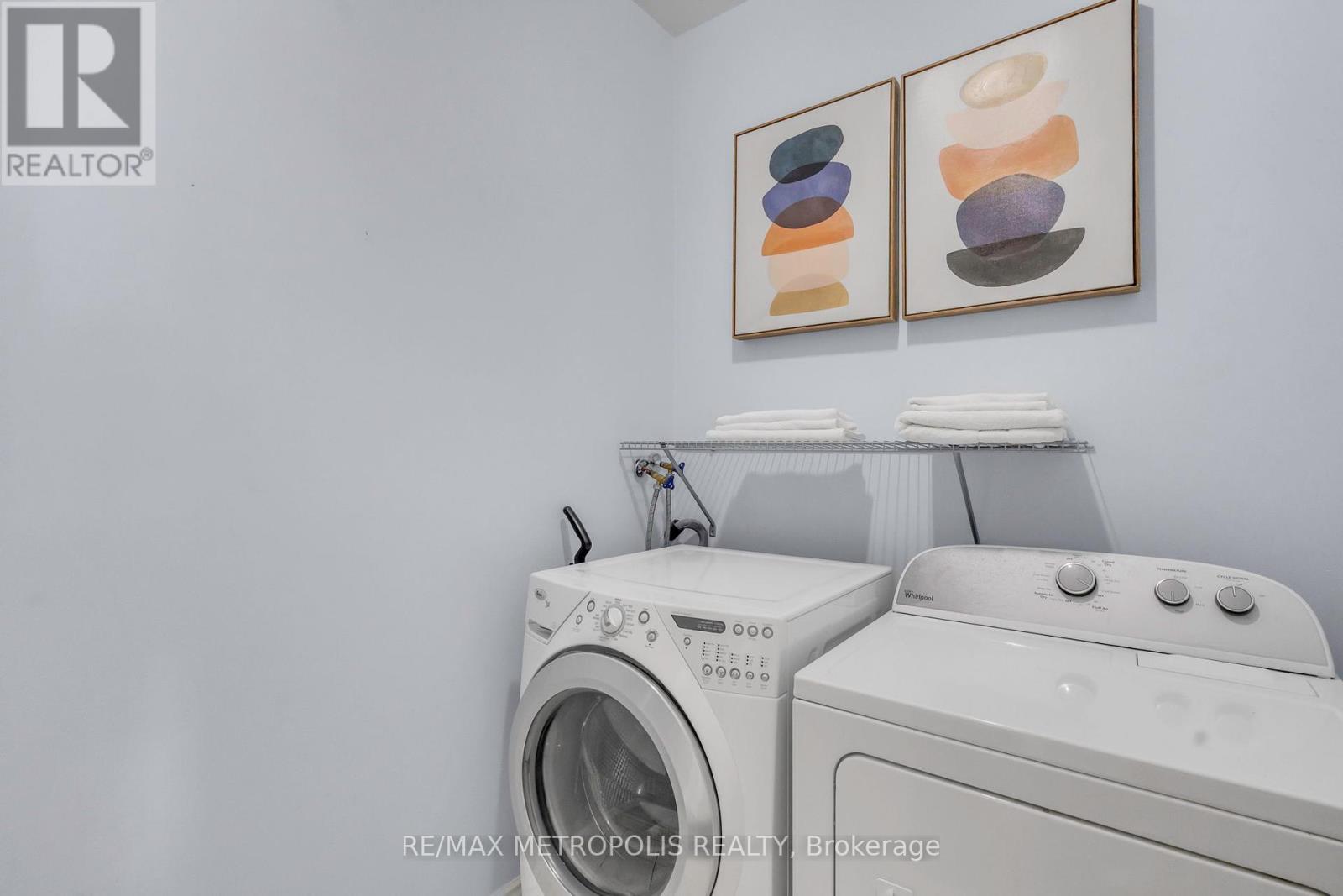 27 Dunedin Drive, Vaughan, Ontario  L4H 3Y3 - Photo 22 - N12135555