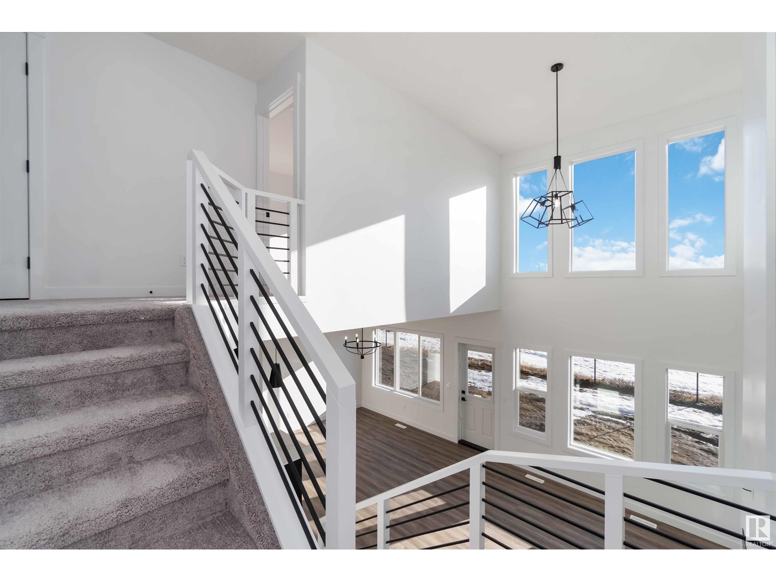 Property at 1651 12 ST NW image 3