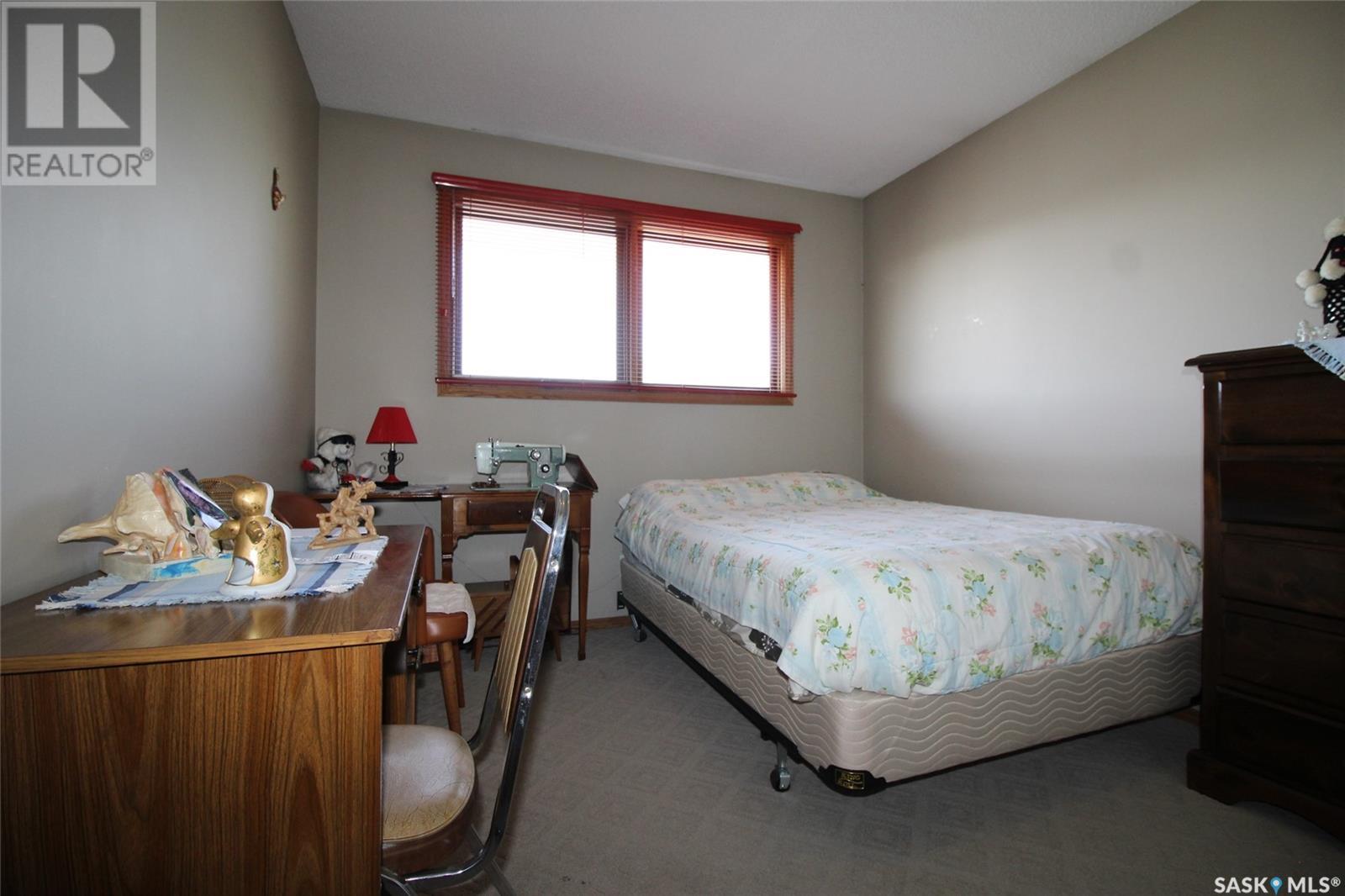 594 5th Street W, Shaunavon, Saskatchewan  S0N 2M0 - Photo 21 - SK005755