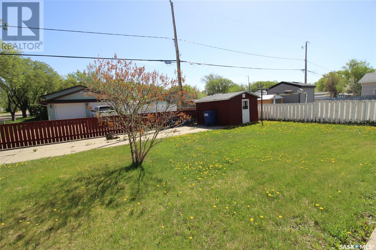 594 5th Street W, Shaunavon, Saskatchewan  S0N 2M0 - Photo 39 - SK005755